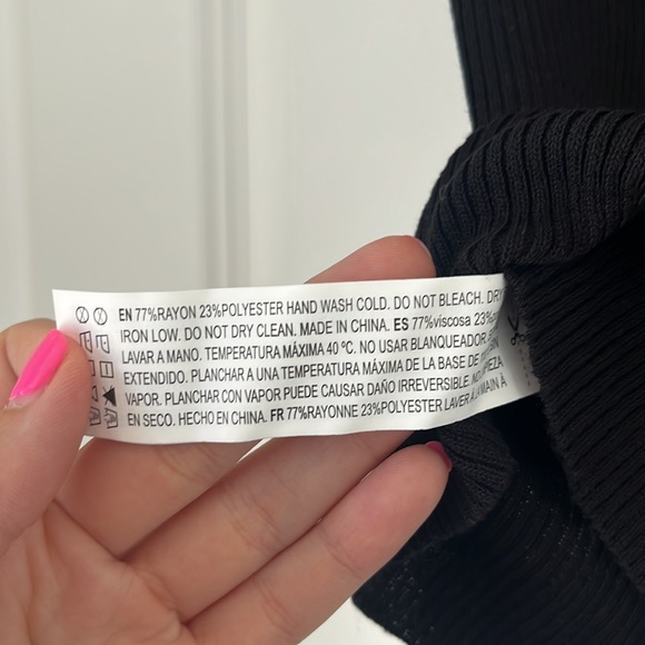 Forever 21 black cutout top - Picture 5 of 5